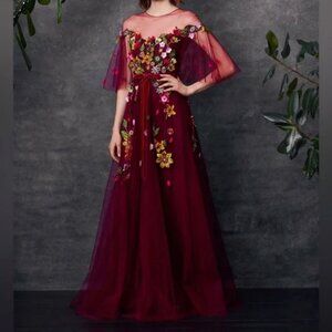 Marchesa Notte Floral Appliqué Tulle Layered Beaded Maxi Formal Dress Size 2